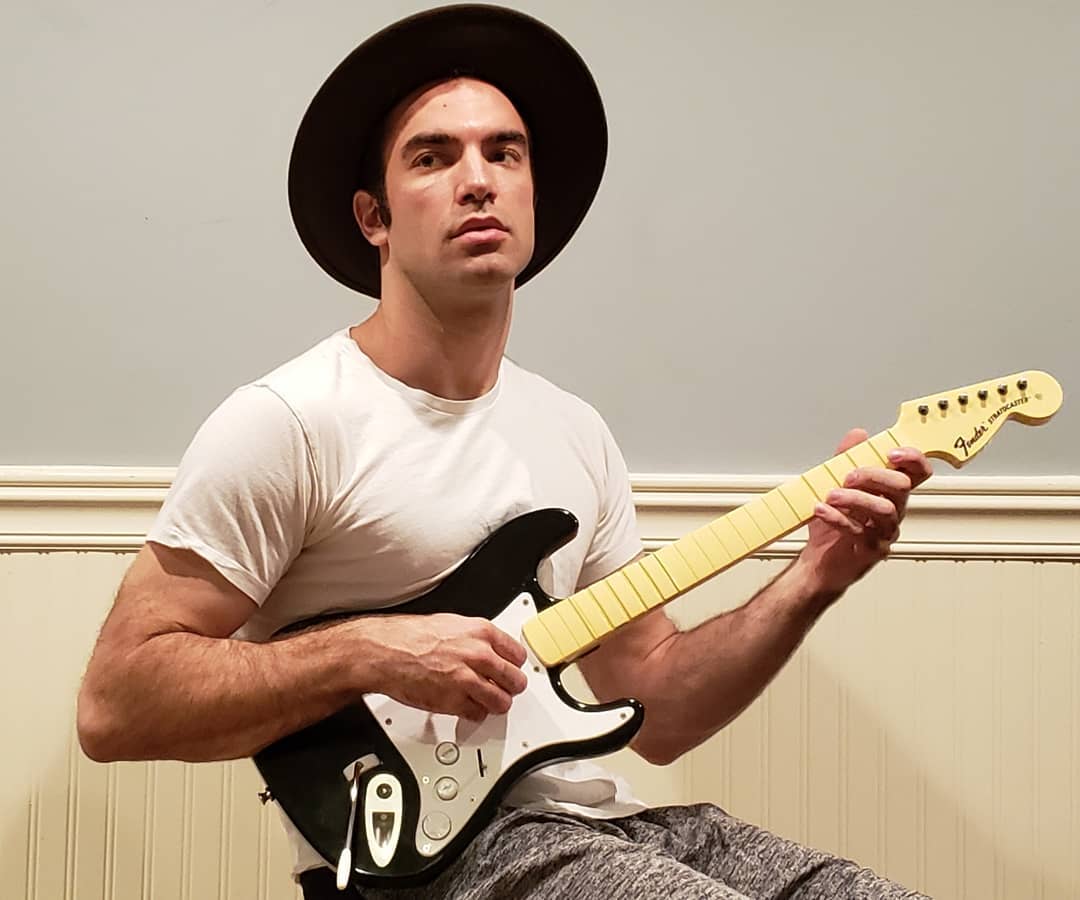 Erik John Is Making Hilarious Spoofs Of 2000s Rock Music Videos Https erik-john-is-making-hilarious-spoofs-of-2000s-rock-music-videos-https