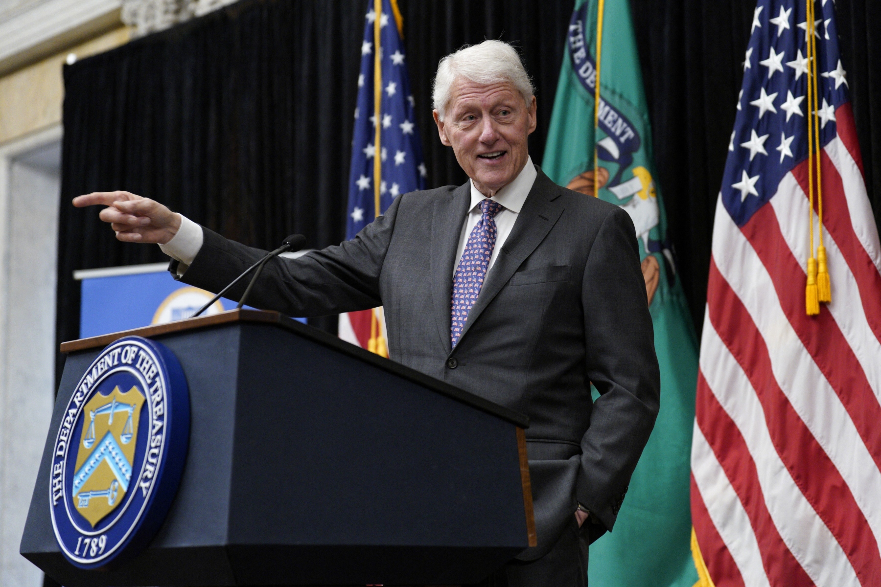 Former President Bill Clinton Hospitalized With Fever, Undergoing Tests ...