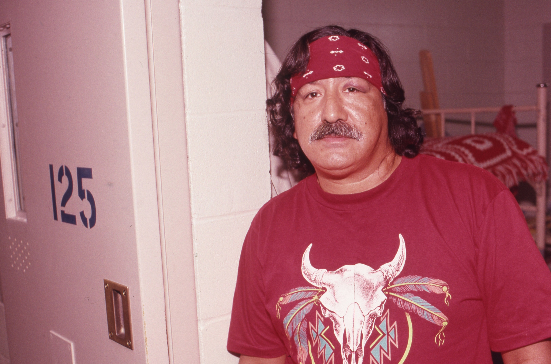 Leonard Peltier case historical overview