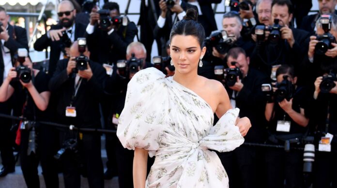 Kendall Jenner New Fashion Looks