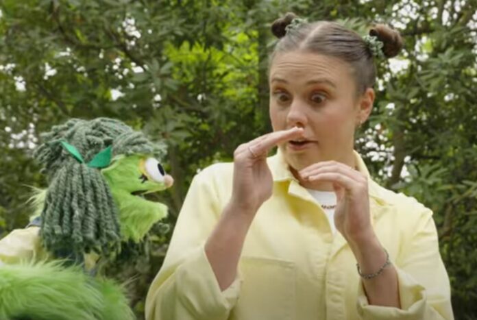 Suzie-Hicks-the-Climate-Chick Suzie Hicks The Climate Chick